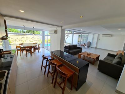 6 BR Villa Ocean View in Ungasan