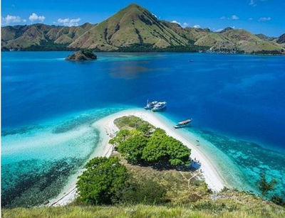 Labuan Bajo Land