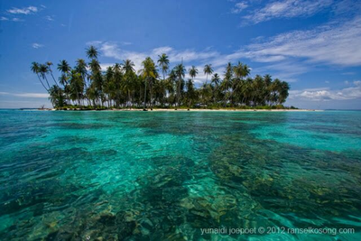 Pulau Lambudong Land