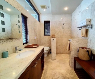 6 BR Luxury Villa in Bingin