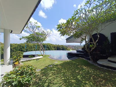 5 BR Spacious Villa in Jimbaran 