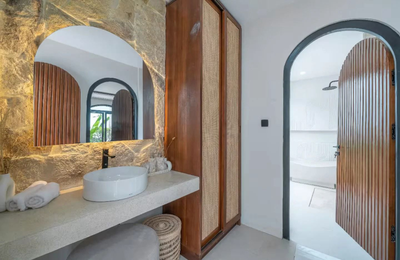 Mediterranean 2 Bedroom Villa for Sale in Pererenan Leasehold