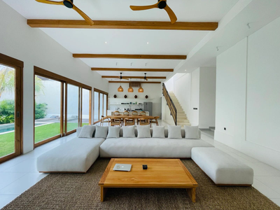 3 BR Spanish Tropical Mediterranean Villa in Canggu