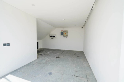 Modern 4 Bedroom Four Level Villa in Canggu Near the Beach
