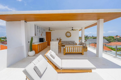 Modern 4 Bedroom Four Level Villa in Canggu Near the Beach