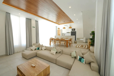 Modern 4 Bedroom Four Level Villa in Canggu Near the Beach