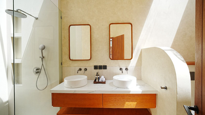 Single Level Luxury Villa 4 BR Umalas Kerobokan